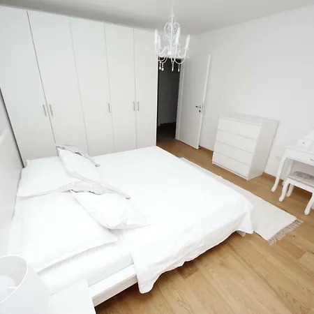 דירה Villa More *